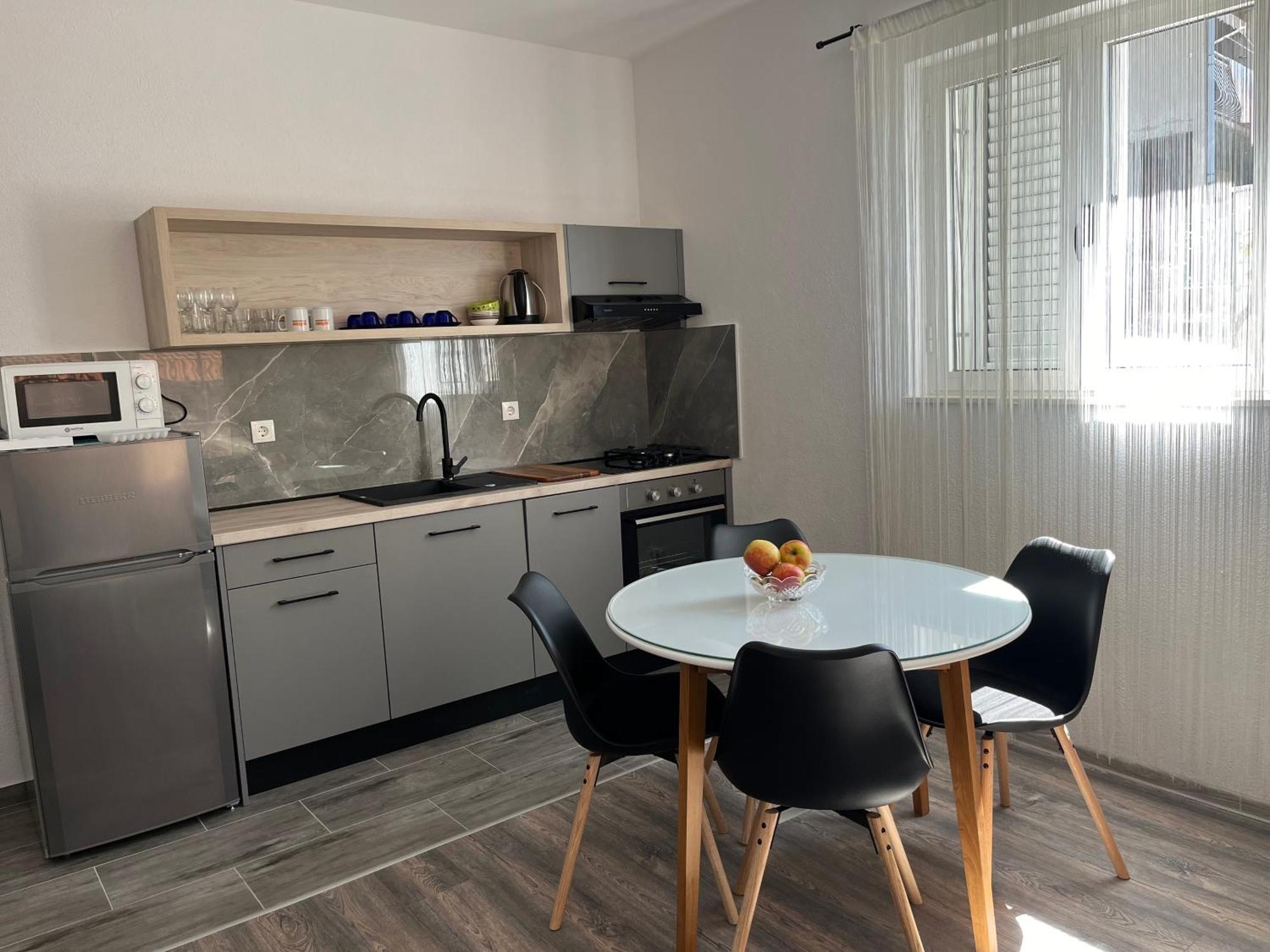 Apartment Makarska M&I, Free Private Parking Eksteriør billede
