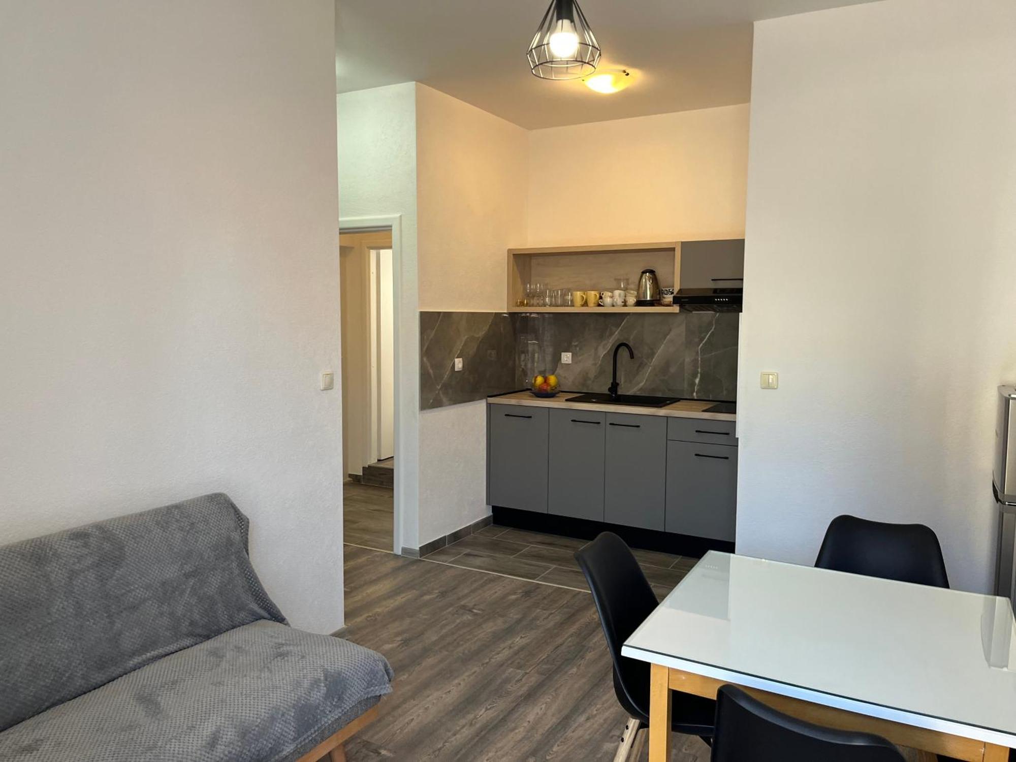 Apartment Makarska M&I, Free Private Parking Eksteriør billede