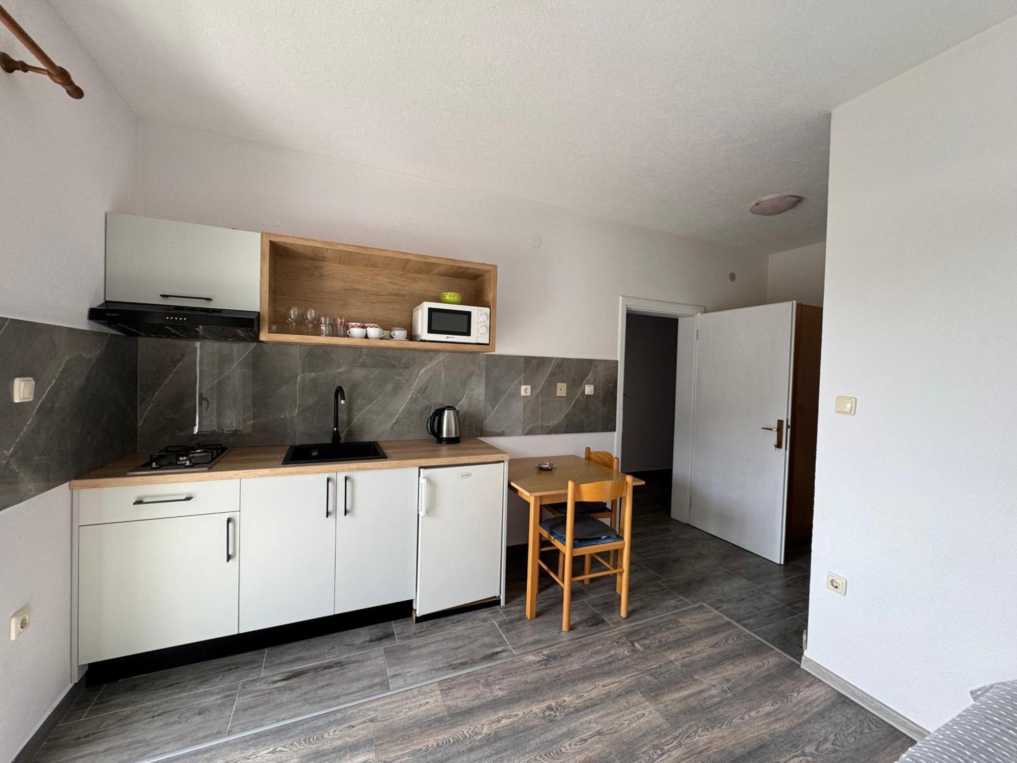 Apartment Makarska M&I, Free Private Parking Eksteriør billede