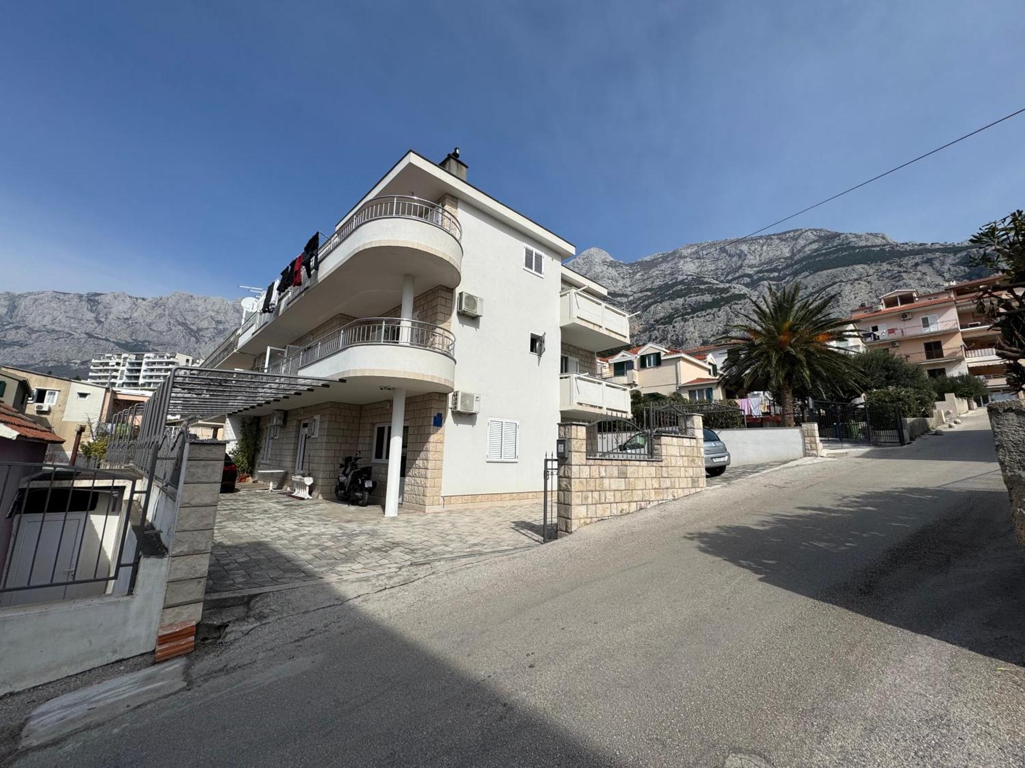 Apartment Makarska M&I, Free Private Parking Eksteriør billede