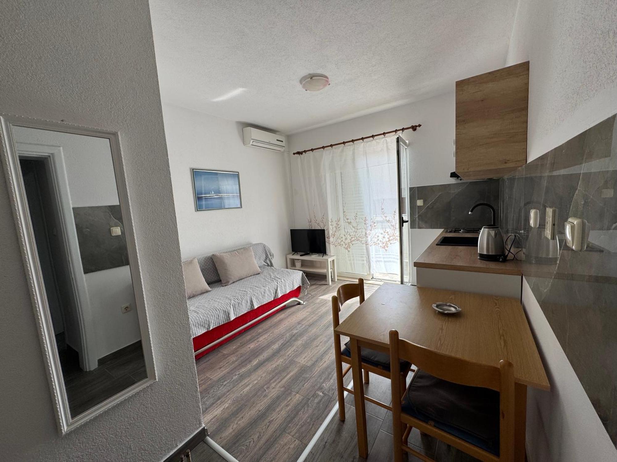 Apartment Makarska M&I, Free Private Parking Eksteriør billede