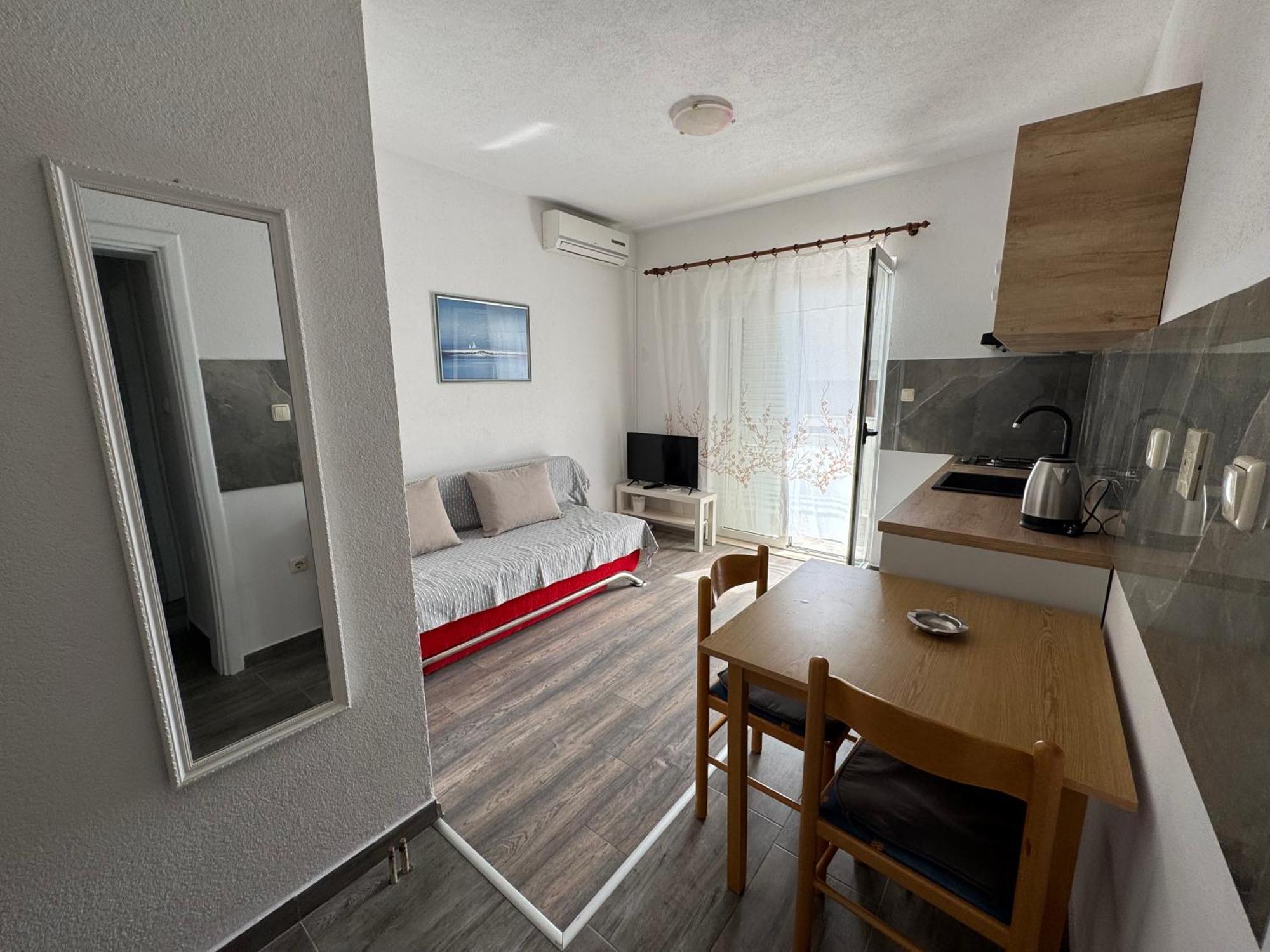Apartment Makarska M&I, Free Private Parking Eksteriør billede