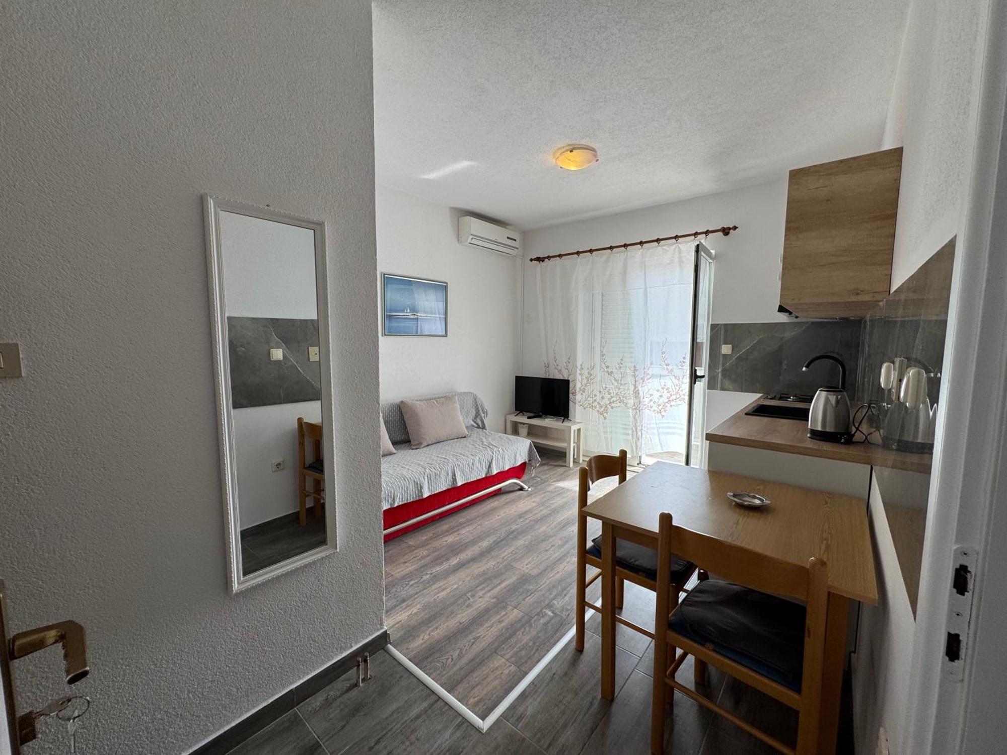 Apartment Makarska M&I, Free Private Parking Eksteriør billede