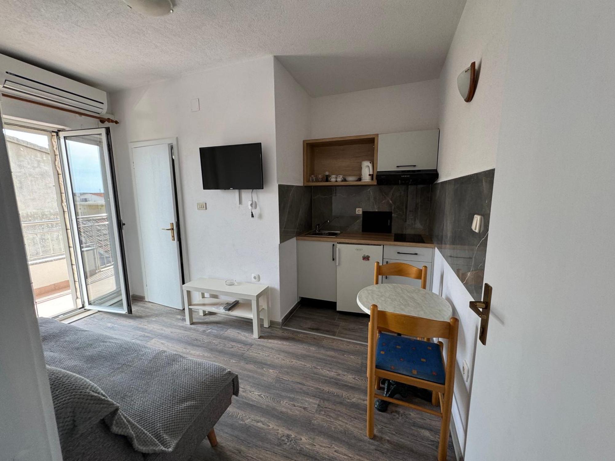 Apartment Makarska M&I, Free Private Parking Eksteriør billede